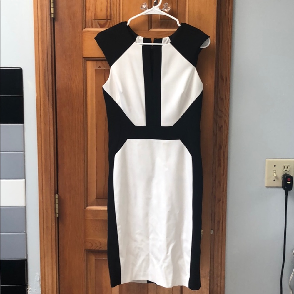Color block white and black dress